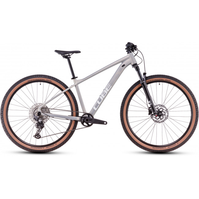 Dviratis Cube Attention Pro 27.5 switchgrey'n'white 2025