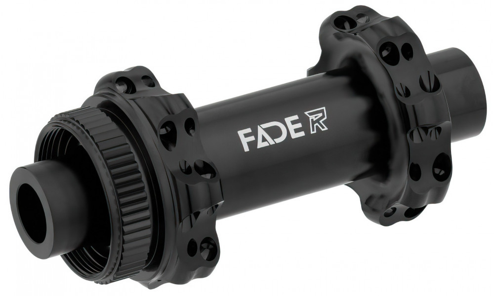 Priekinė įvorė NEWMEN Fade Road 12x100 SP C-Lock 28H 