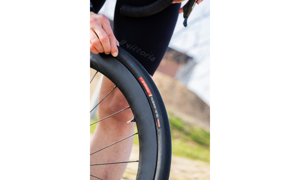 Padanga 28" Vittoria Rubino V G2.0 TLR Fold 700x32c / 32-622 black - 4