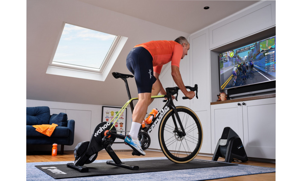 Treniruoklis Wahoo KICKR Core 2 + Zwift Cog/Click - 10