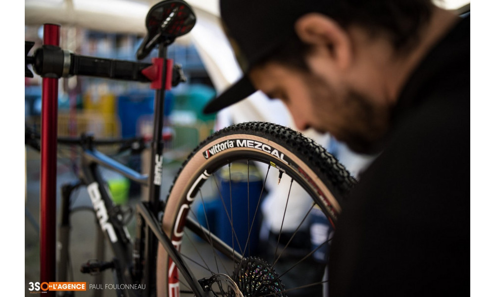 Padanga 29" Vittoria Mezcal TLR Fold 29x2.1 / 52-622 tan - 2