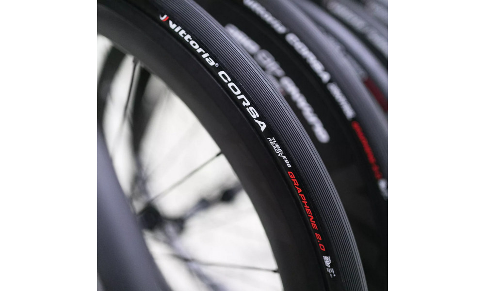 Padanga 28" Vittoria Corsa TLR Fold 700x25c / 25-622 black - 2