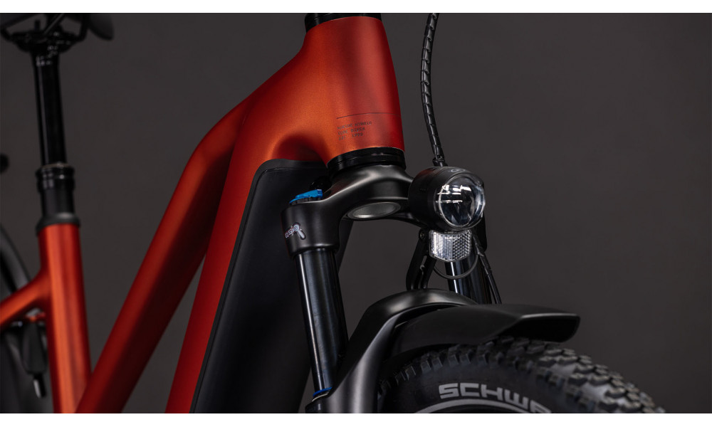 Elektrinis dviratis Cube Nuride Hybrid Pro 600 Trapeze chilli'n'black 2026 - 2
