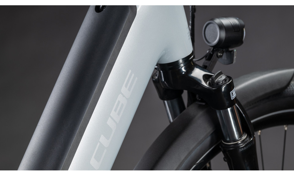 Elektrinis dviratis Cube Supreme Hybrid Comfort ONE 600 Easy Entry 26 foggrey'n'reflex 2026 - 6