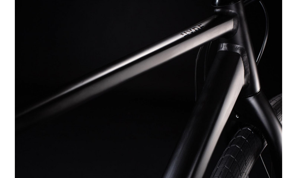 Dviratis Cube Hyde Pro black'n'blue 2020 - 2