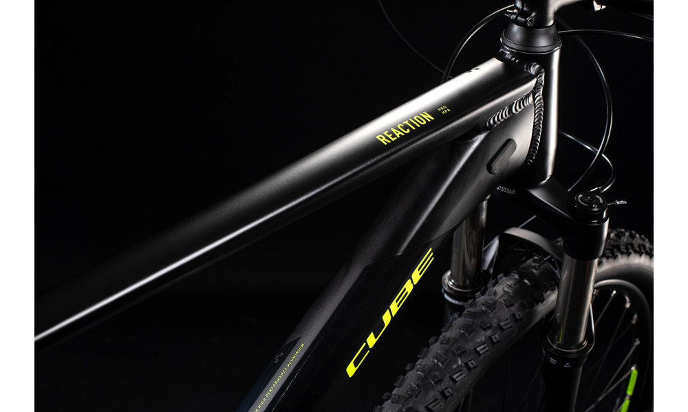 Dviratis Cube Reaction Pro 29 black'n'flashyellow 2020 - 3