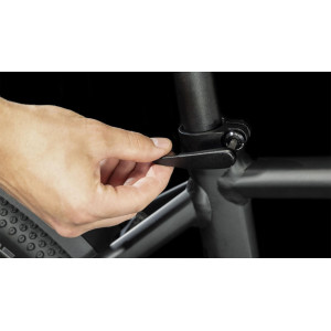Elektrinis dviratis Cube Nuride Hybrid Pro 625 Allroad black'n'metal 2023