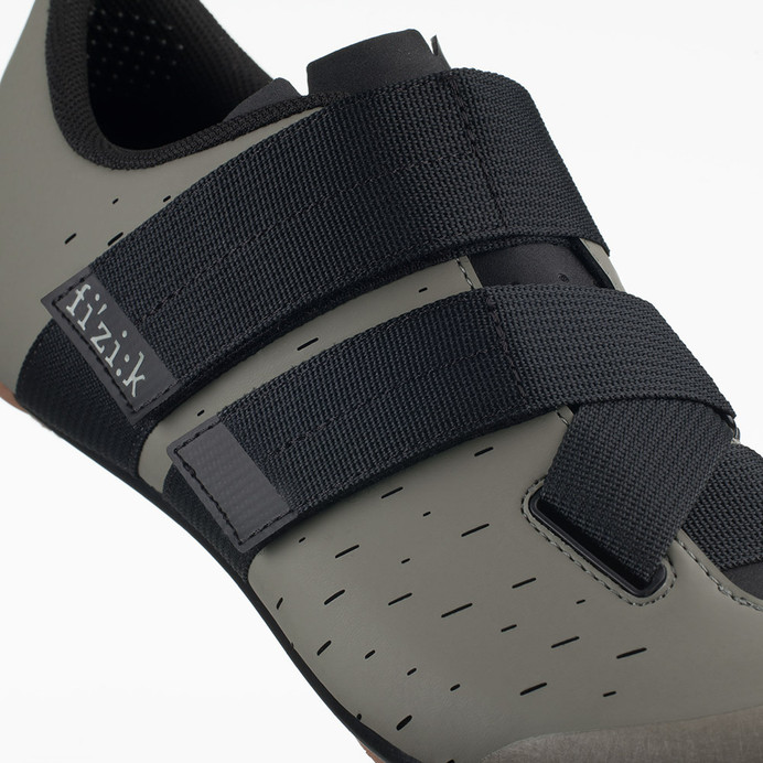 Dviratininko batai FIZIK Terra Powerstrap X4 mud-caramel Dviratininko batai FIZIK Terra Powerstrap X4 mud-caramel